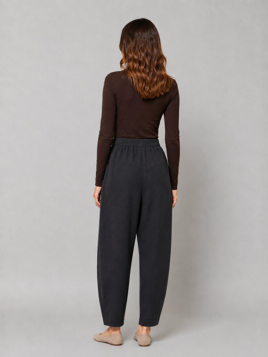 Pantalone ovetto con vita elasticizzata