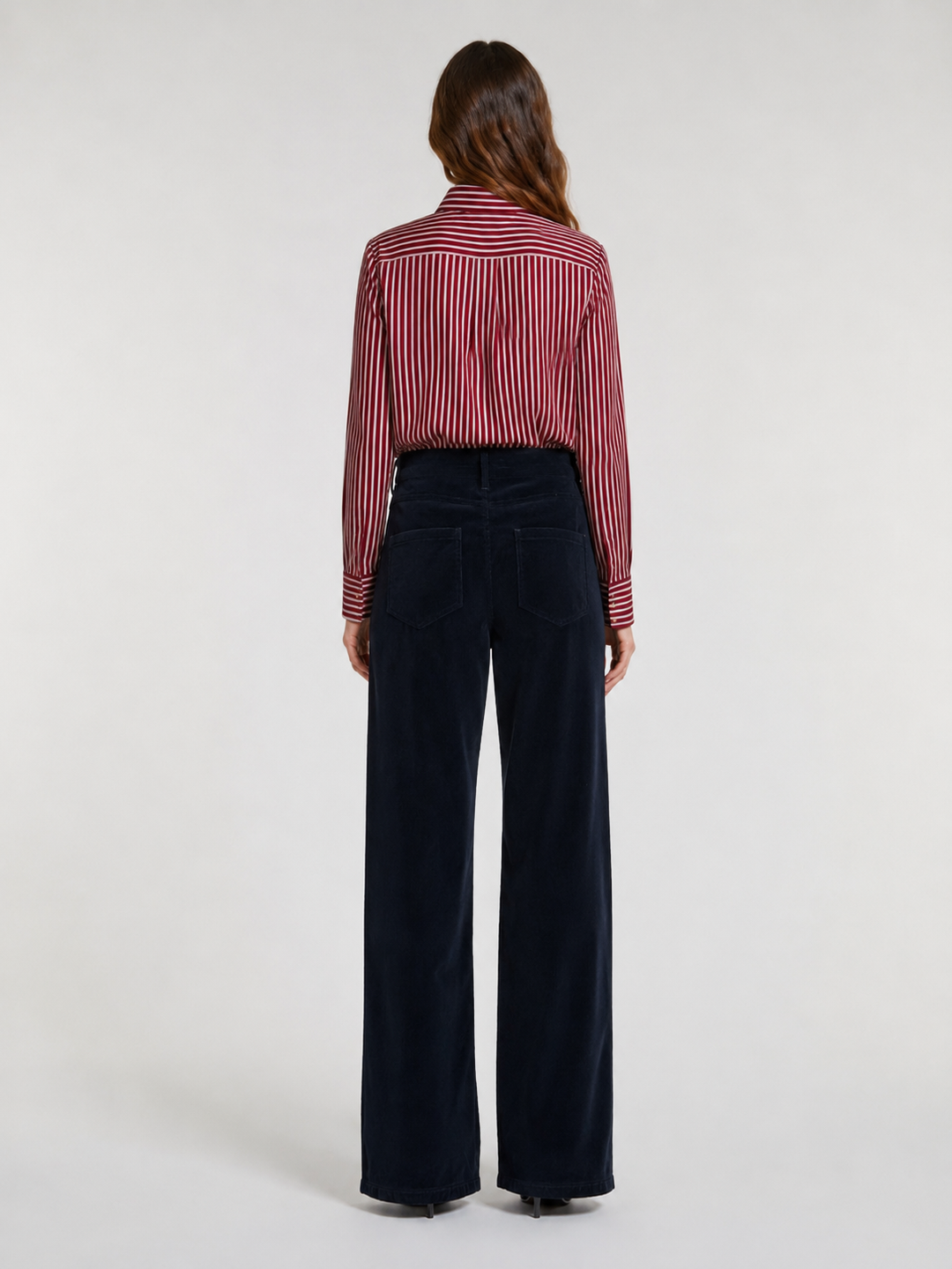 Pantaloni cinque tasche in velluto a costine