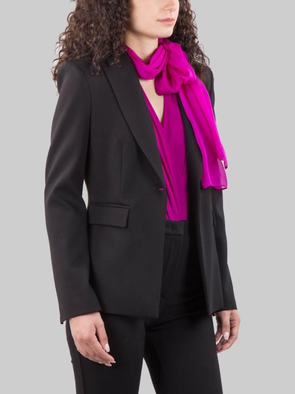 BLACK SINGLE BREASTED JACKET IN GIAMBURRASCA STITCH WITH GOLD BUTTONS