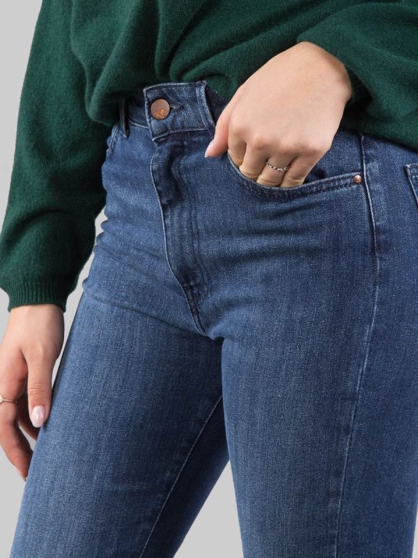 5 POCKET FLARE JEANS IN SLIM FIT STRETCH DENIM