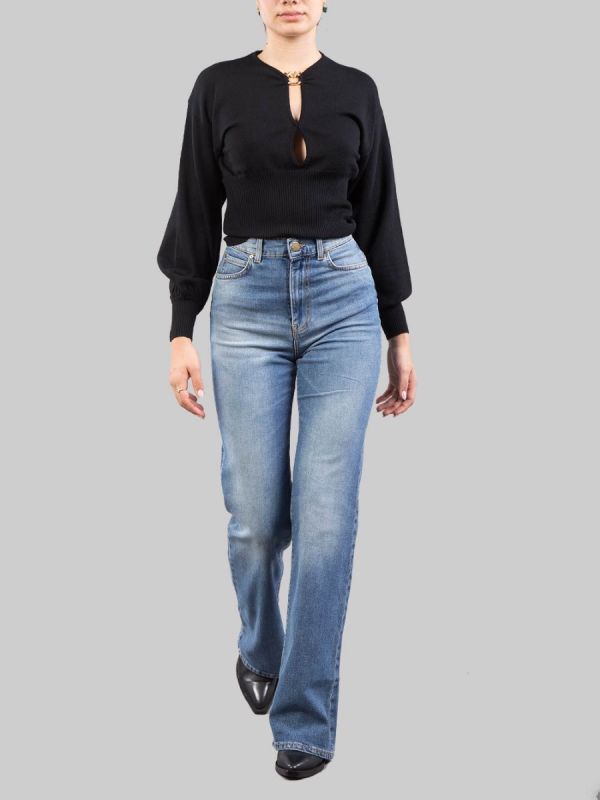 HIGH WAISTED JEANS WITH A FLARED BOTTOM WITH A LIGHT STRETCH