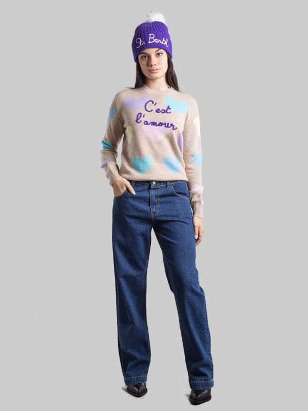 MAGLIA GIROCOLLO BEIGE CON GRAFICA "C'EST L'AMOUR" E CUORI