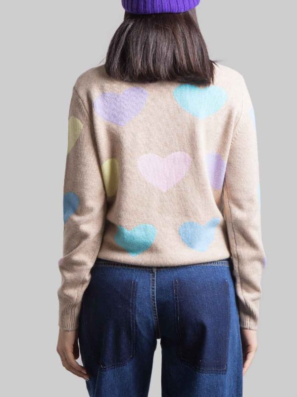 MAGLIA GIROCOLLO BEIGE CON GRAFICA "C'EST L'AMOUR" E CUORI