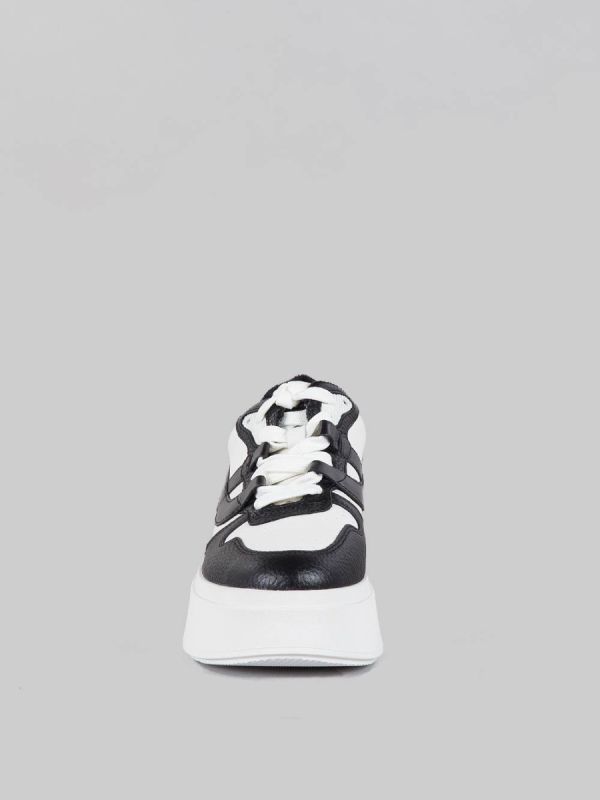 MAXI SNEAKER MATCH IN PELLE BICOLORE BIANCA E NERA