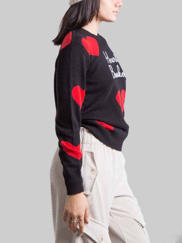 MAGLIA GIROCOLLO NERA CON GRAFICA "HEART BREAKER"