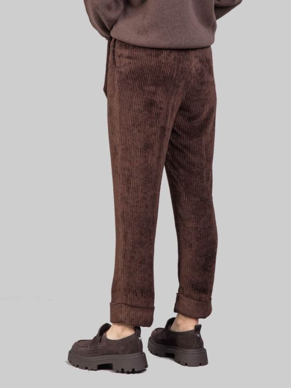 PANTALONI IN VELLUTO A COSTE MARRONI CON CINTURA IN VITA