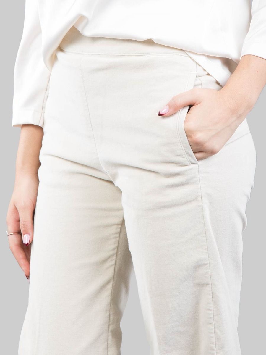 RELAXED CHINO HIGH WAISTED CREAM VELVET STRETCH PANTS