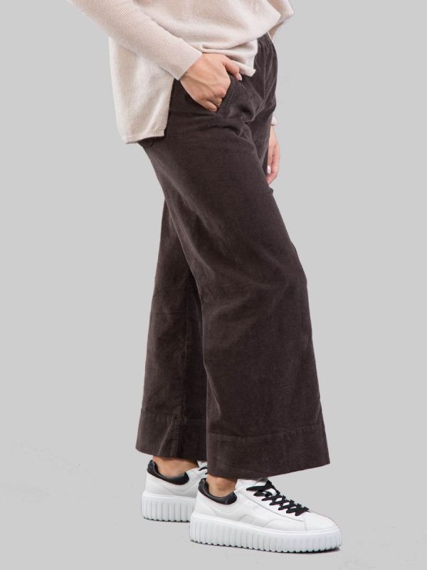 PANTALONI RELAXED MARRONE CAFFÈ A COSTINE CON ELASTICO IN VITA