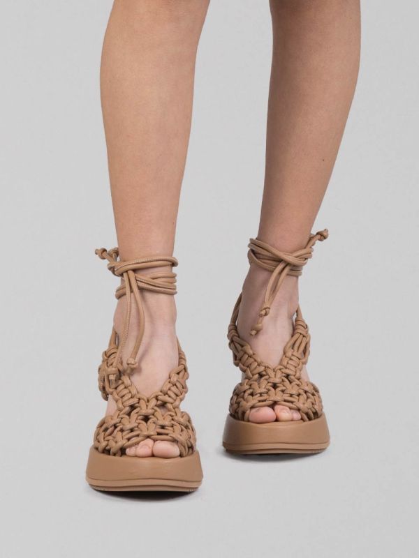 HIGH WOVEN LEATHER SANDALS WITH WEDGE