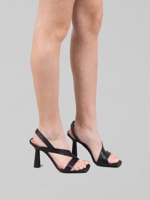 SMOOTH LEATHER SANDALS