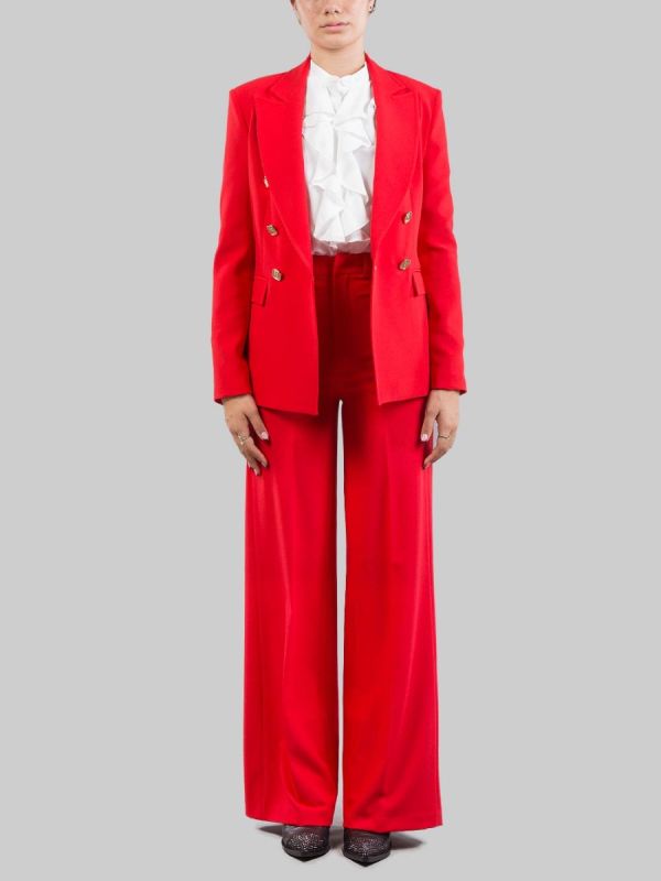 TAILLEUR ROSSO CON GIACCA DOPPIOPETTO E PANTALONI FLARE