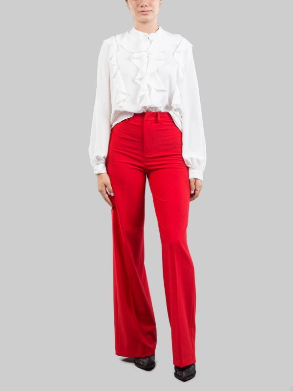 TAILLEUR ROSSO CON GIACCA DOPPIOPETTO E PANTALONI FLARE