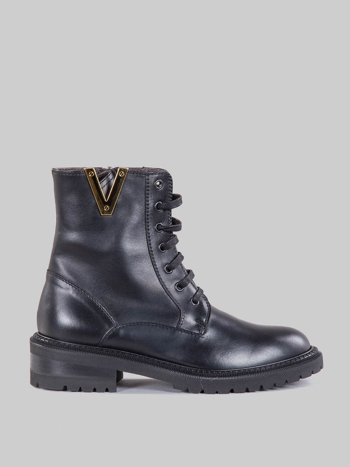 Biker boots