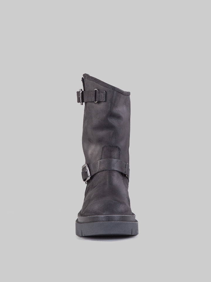 Biker boots