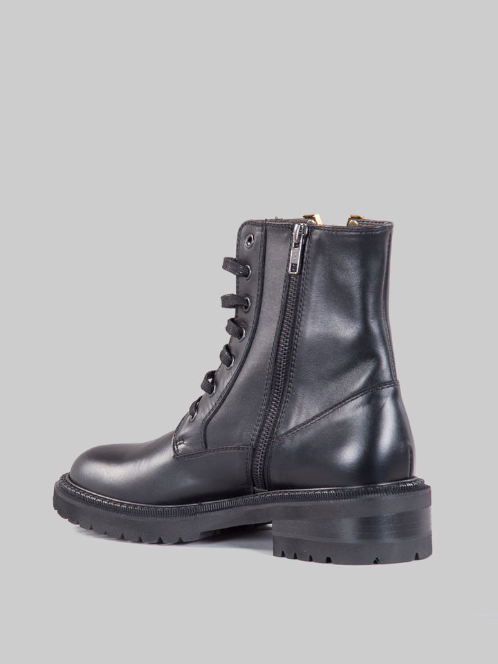 Biker boots