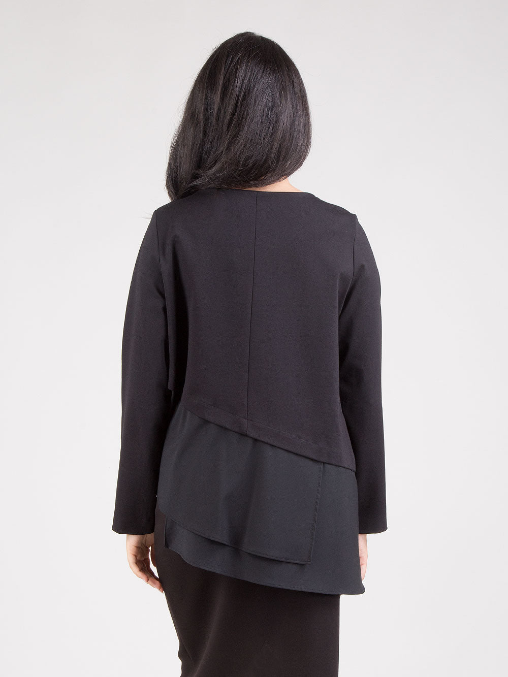 Blusa con balza