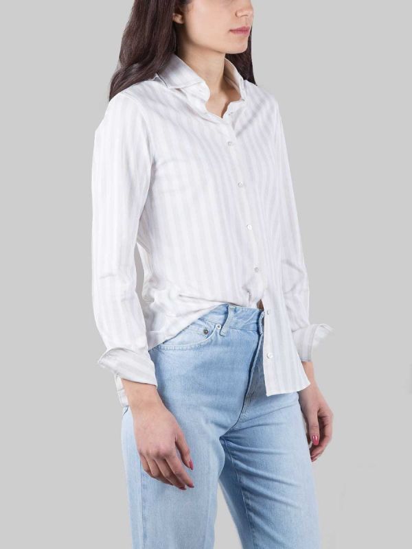 SLIM FIT WHITE AND BEIGE STRIPED SHIRT