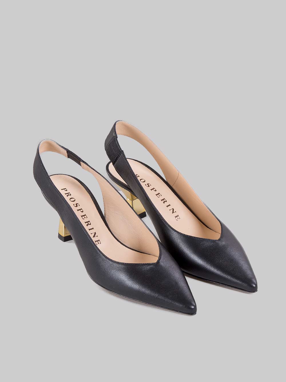 Chanel Pumps