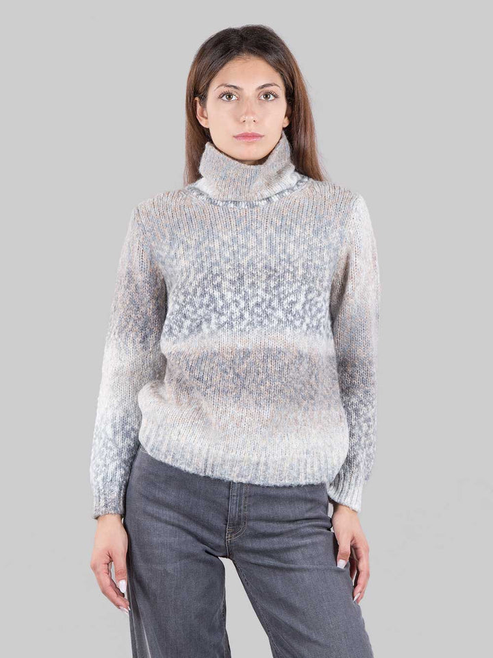 Patterned turtleneck