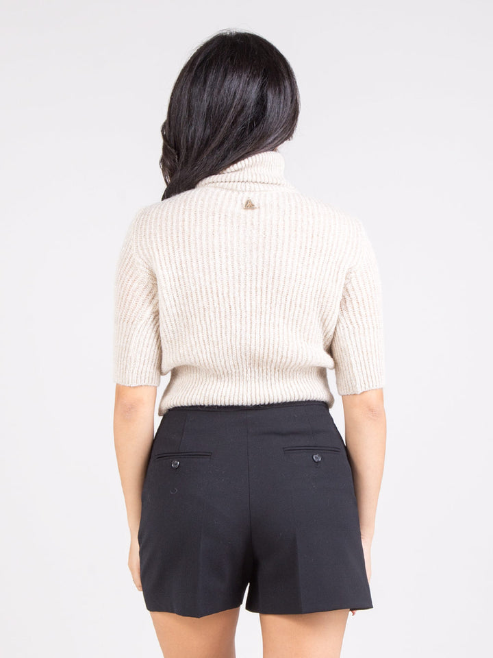 Dolcevita crop