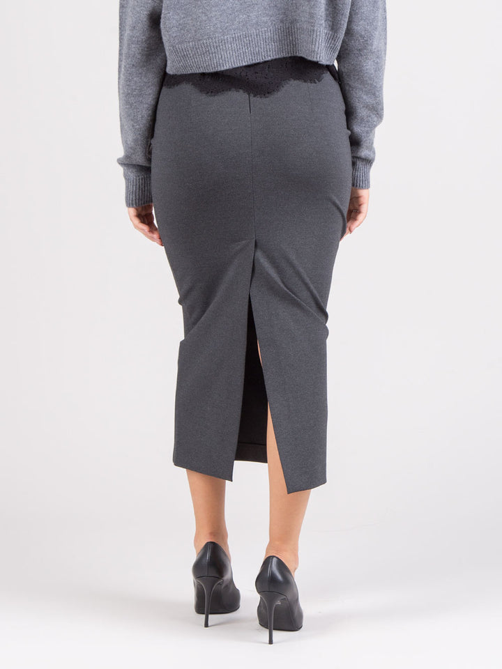 Longuette skirt in fabric stitch
