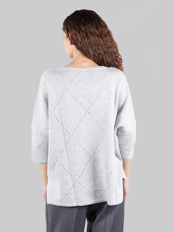 Maglia con forature