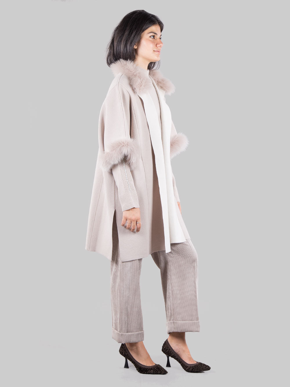 Cashmere cape