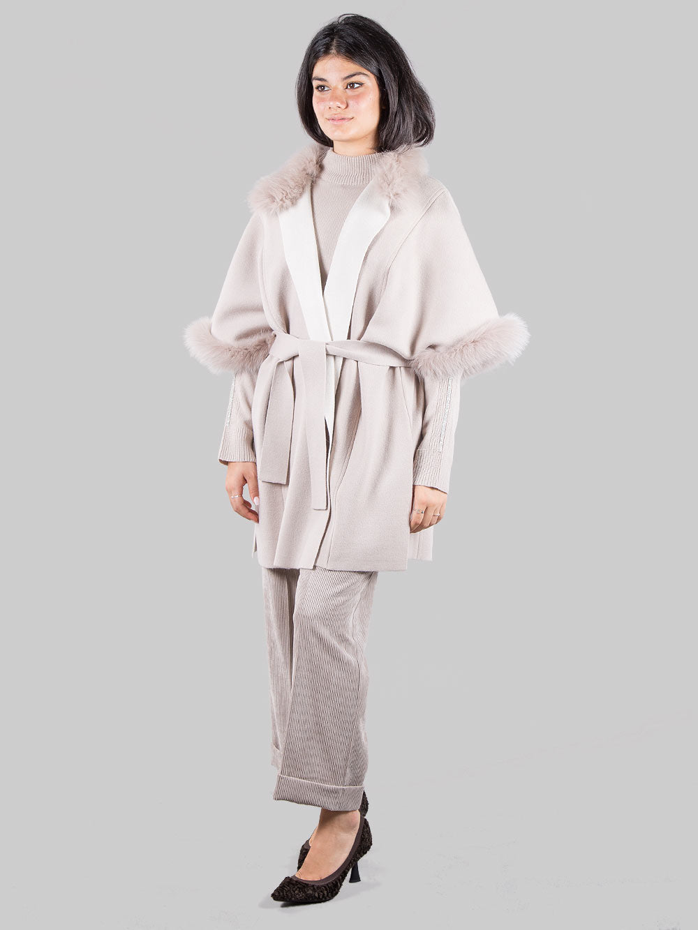 Cashmere cape