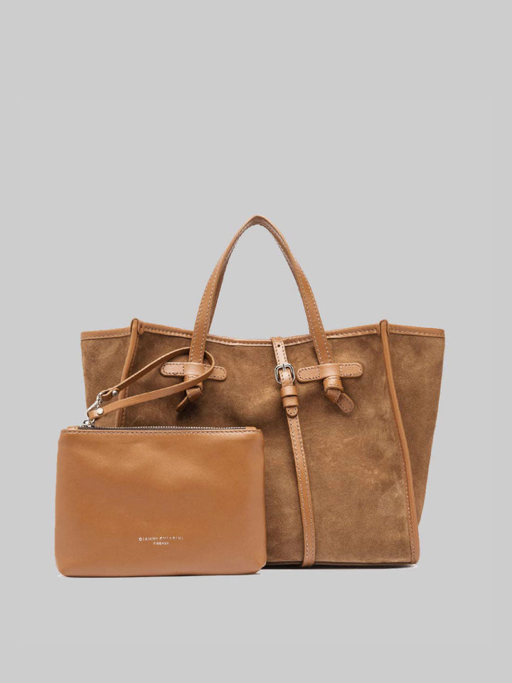 Miss Marcella 32