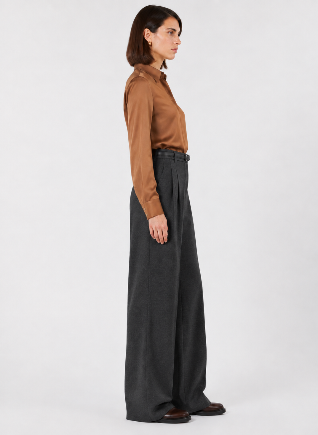 Pantalone maschile in flanella di lana con cintura