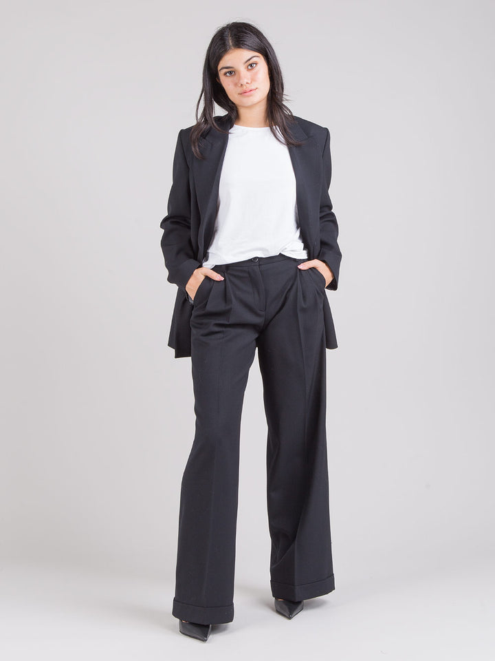 Wide leg trousers