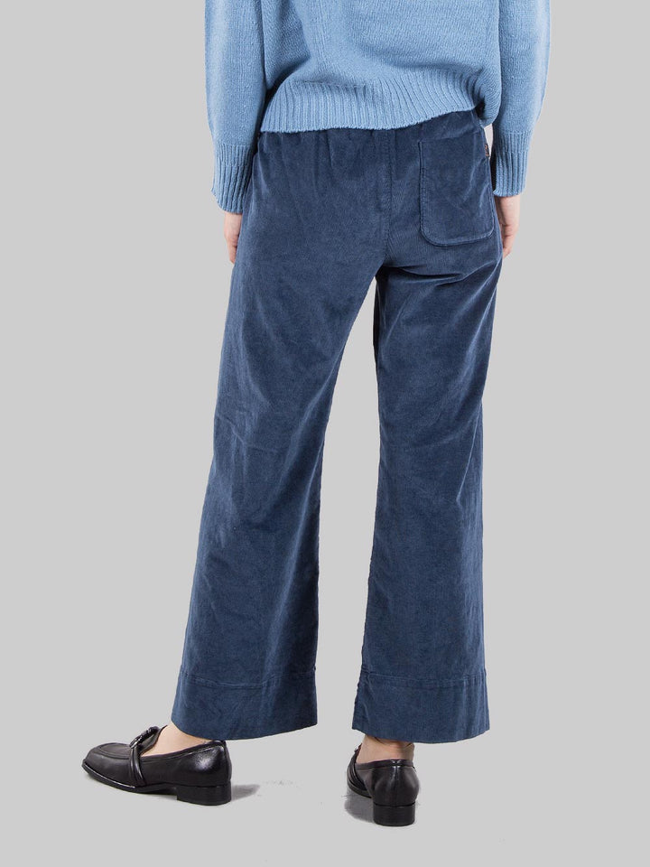 Relaxed pants