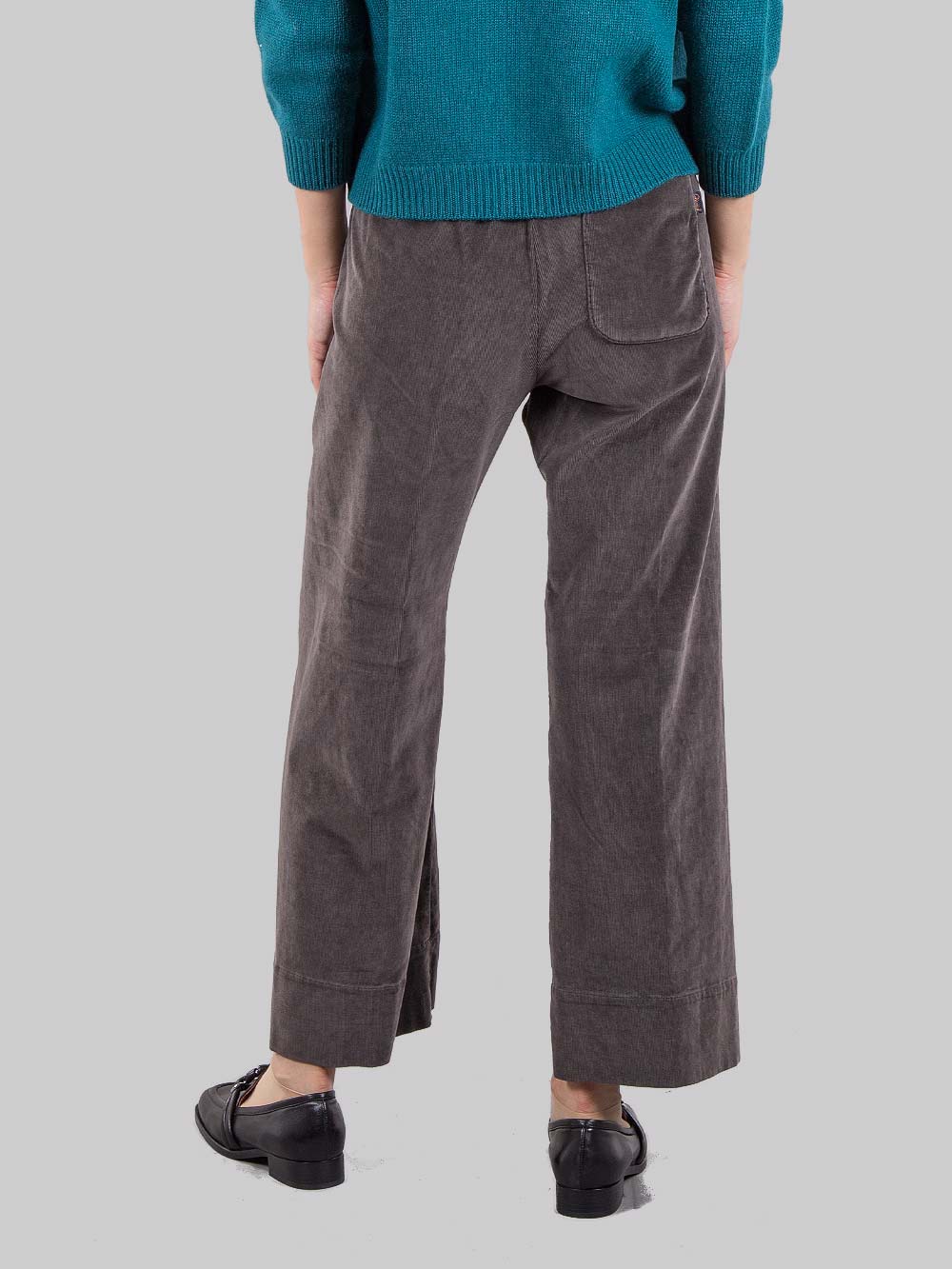 Relaxed pants