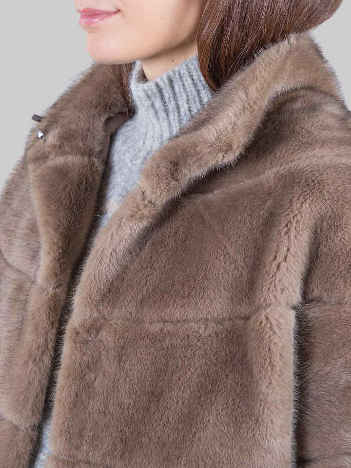 Short faux fur jacket