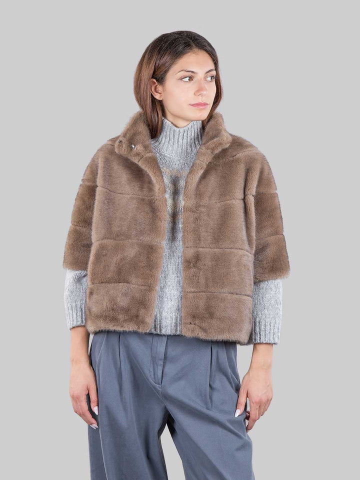 Short faux fur jacket