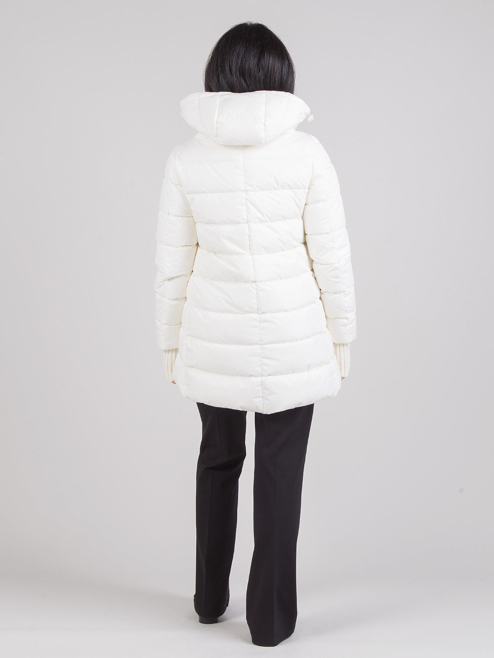 Medium down jacket with hood