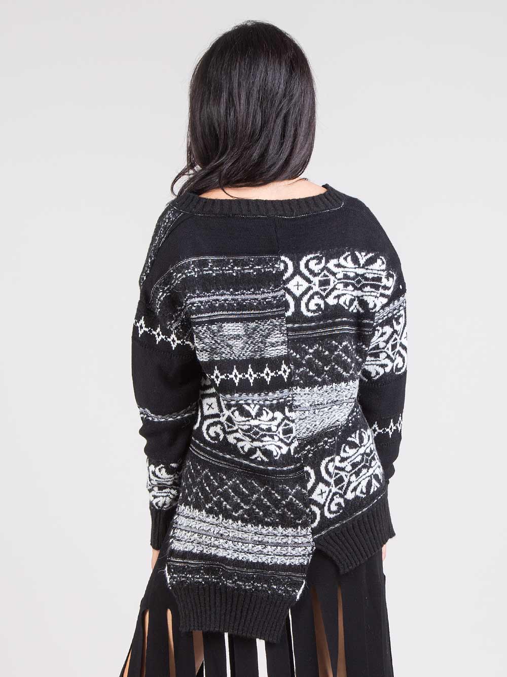 Maglia asimmetrica