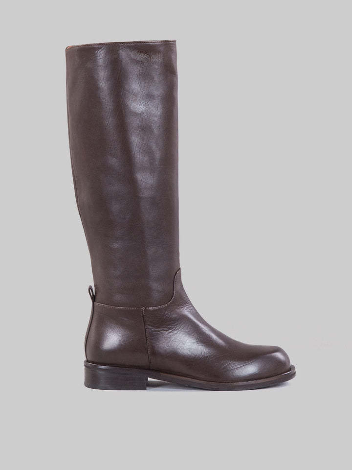 Riding boots