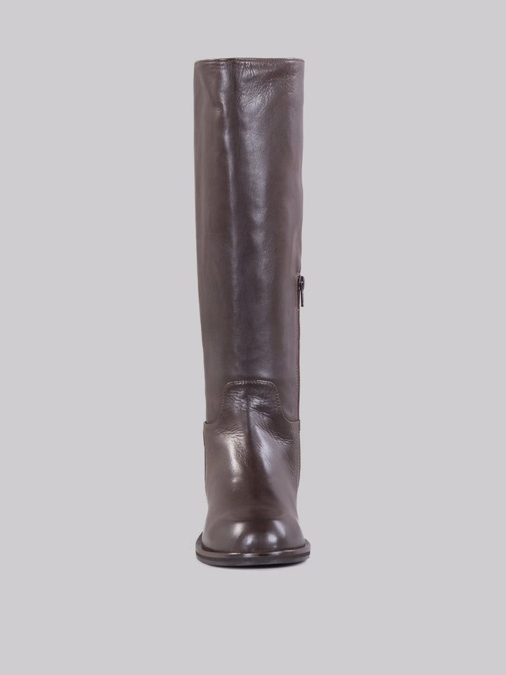 Riding boots