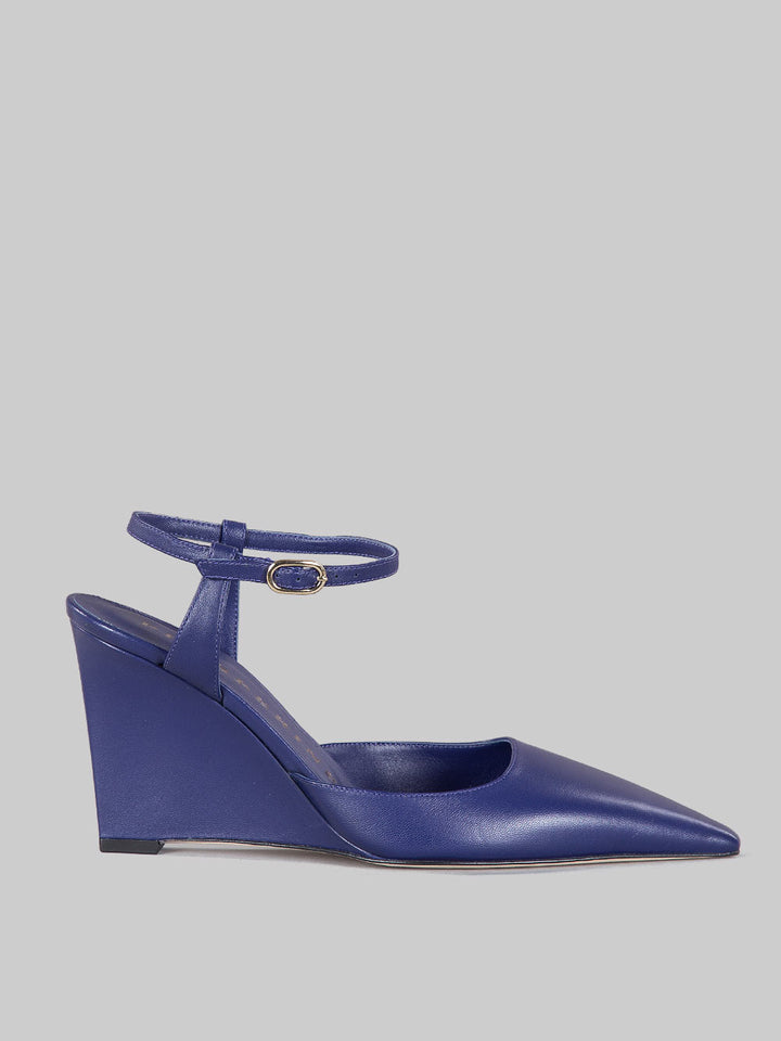 Slingback affusolata con zeppa